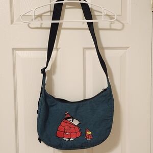 BAGGU Teal Shoulder Bag with Red Design